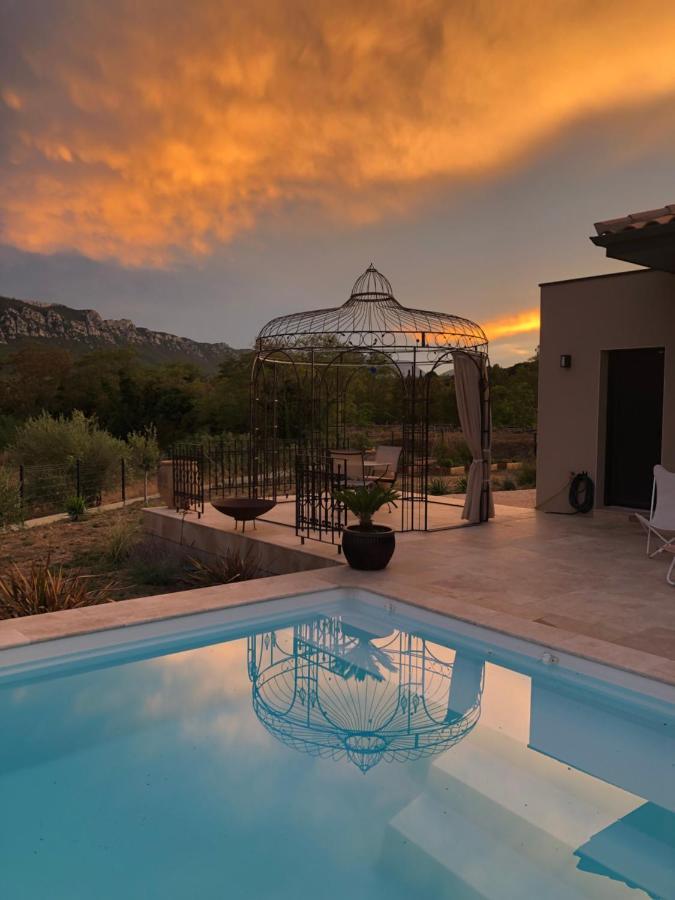 Domaine Mas Terra Bed & Breakfast Сан-Пол-дьо-Фънуе Екстериор снимка