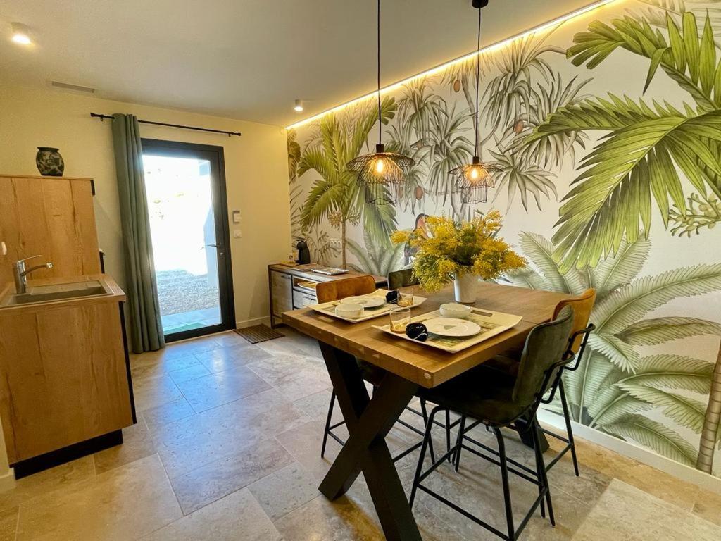 Domaine Mas Terra Bed & Breakfast Сан-Пол-дьо-Фънуе Стая снимка